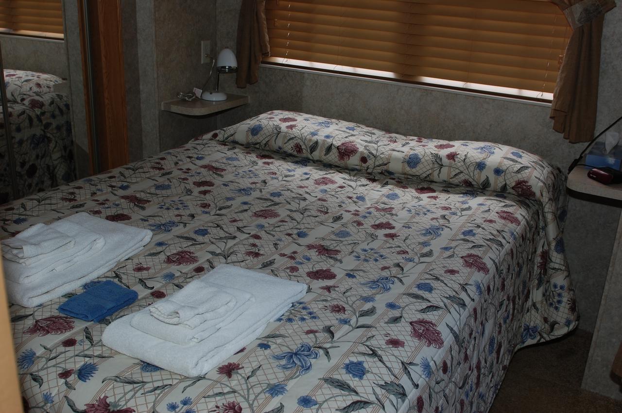 Three Rivers Resort Almont Bagian luar foto